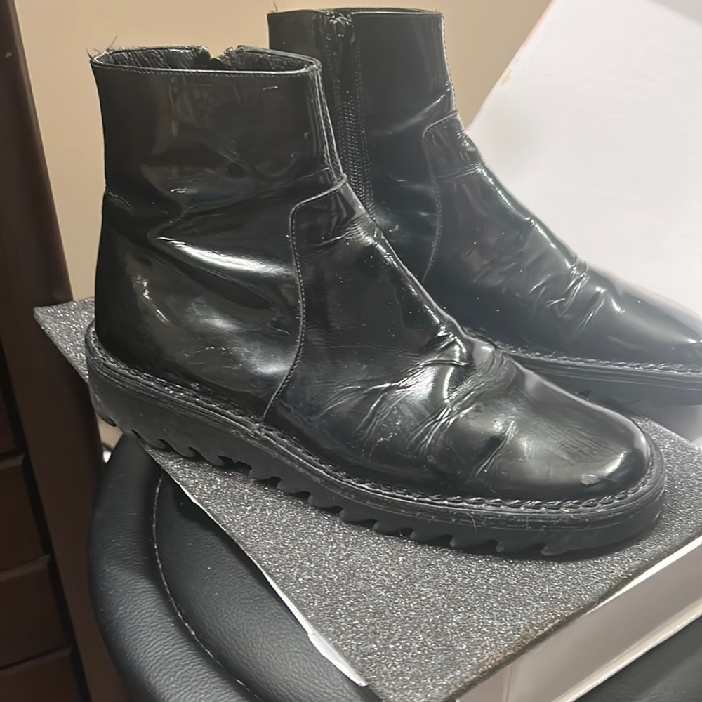 Kalliste Paris Vintage Black Patten leather ankle boots (36)France 7(narrow) US